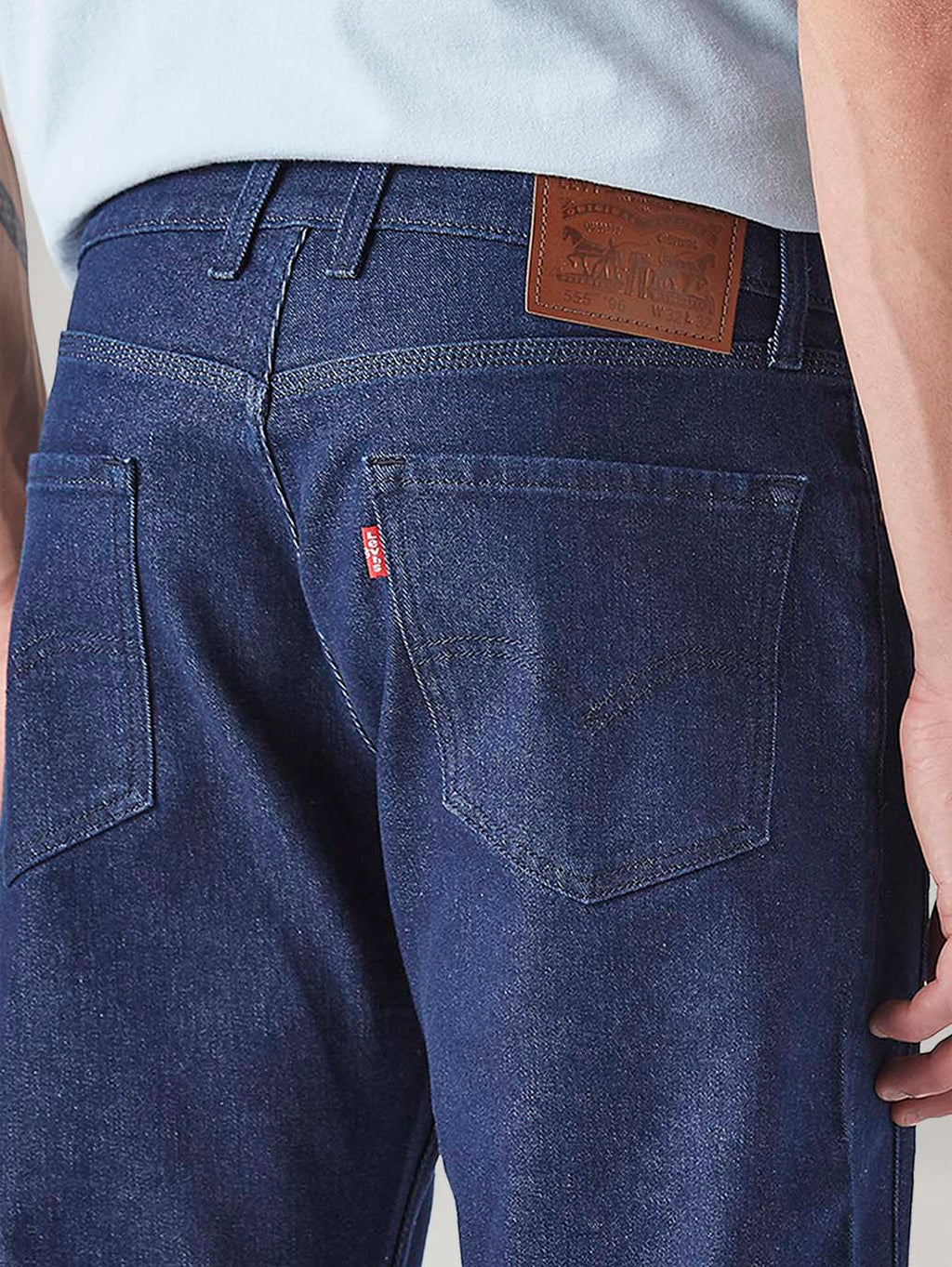 Men's 555 Dark Blue Relaxed Straight Fit Mid Rise Jeans