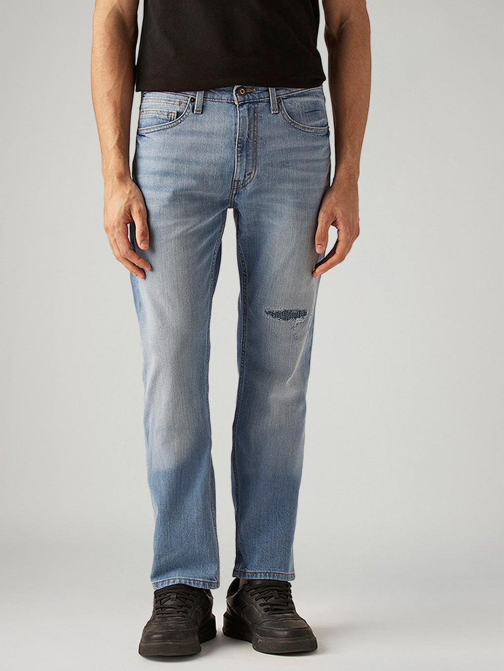 Men's 513 Light Blue Slim Straight Fit Mid Rise Jeans