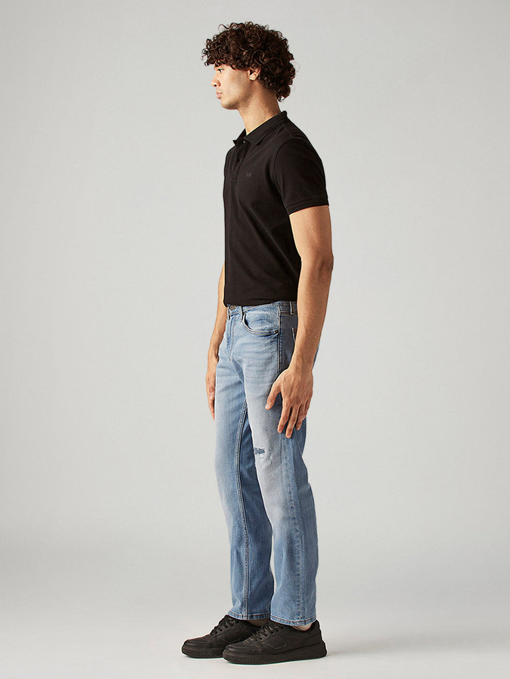 Men's 513 Light Blue Slim Straight Fit Mid Rise Jeans
