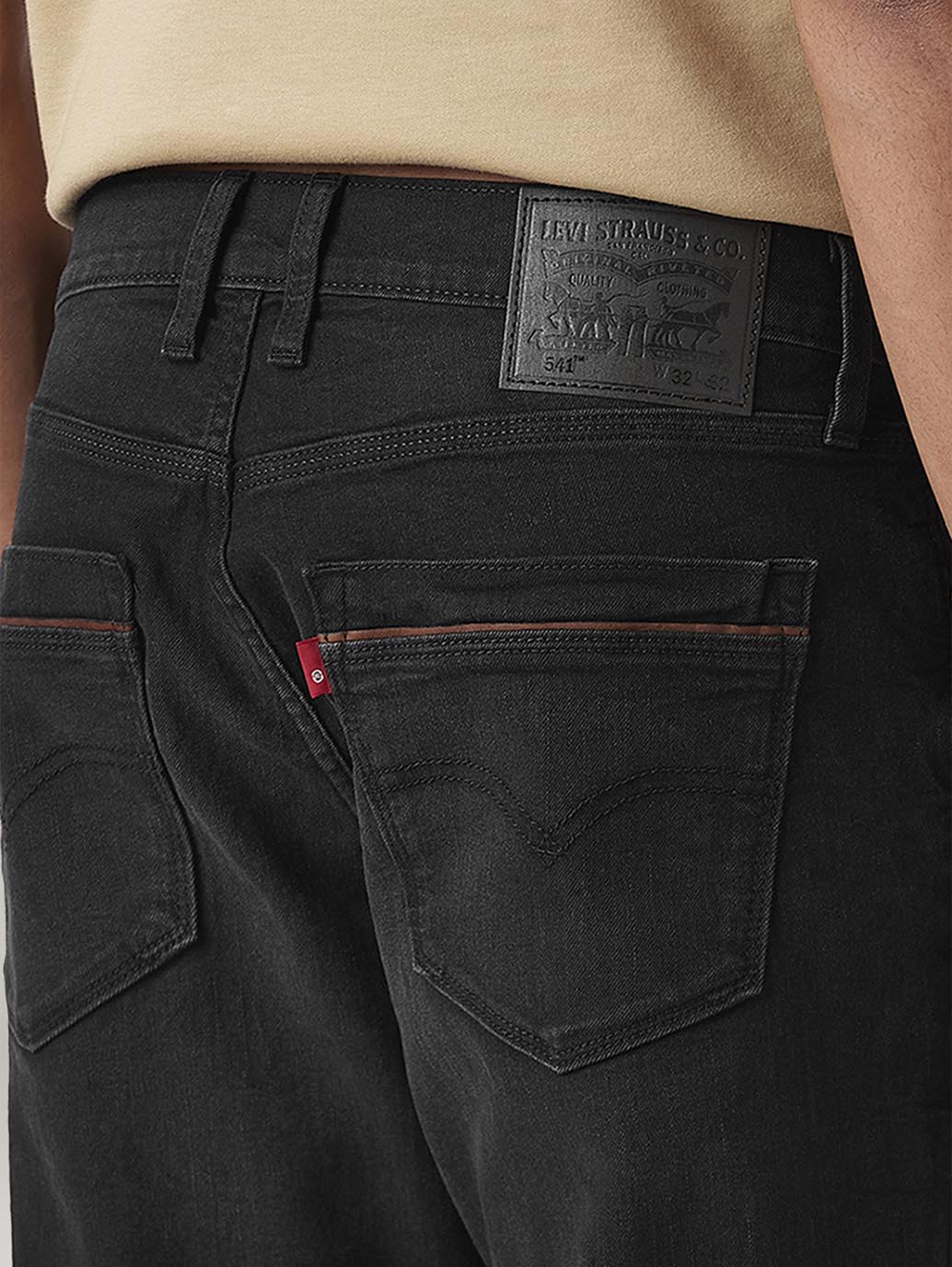 Men's 541 Black Athletic Tapered Fit Mid Rise Jeans