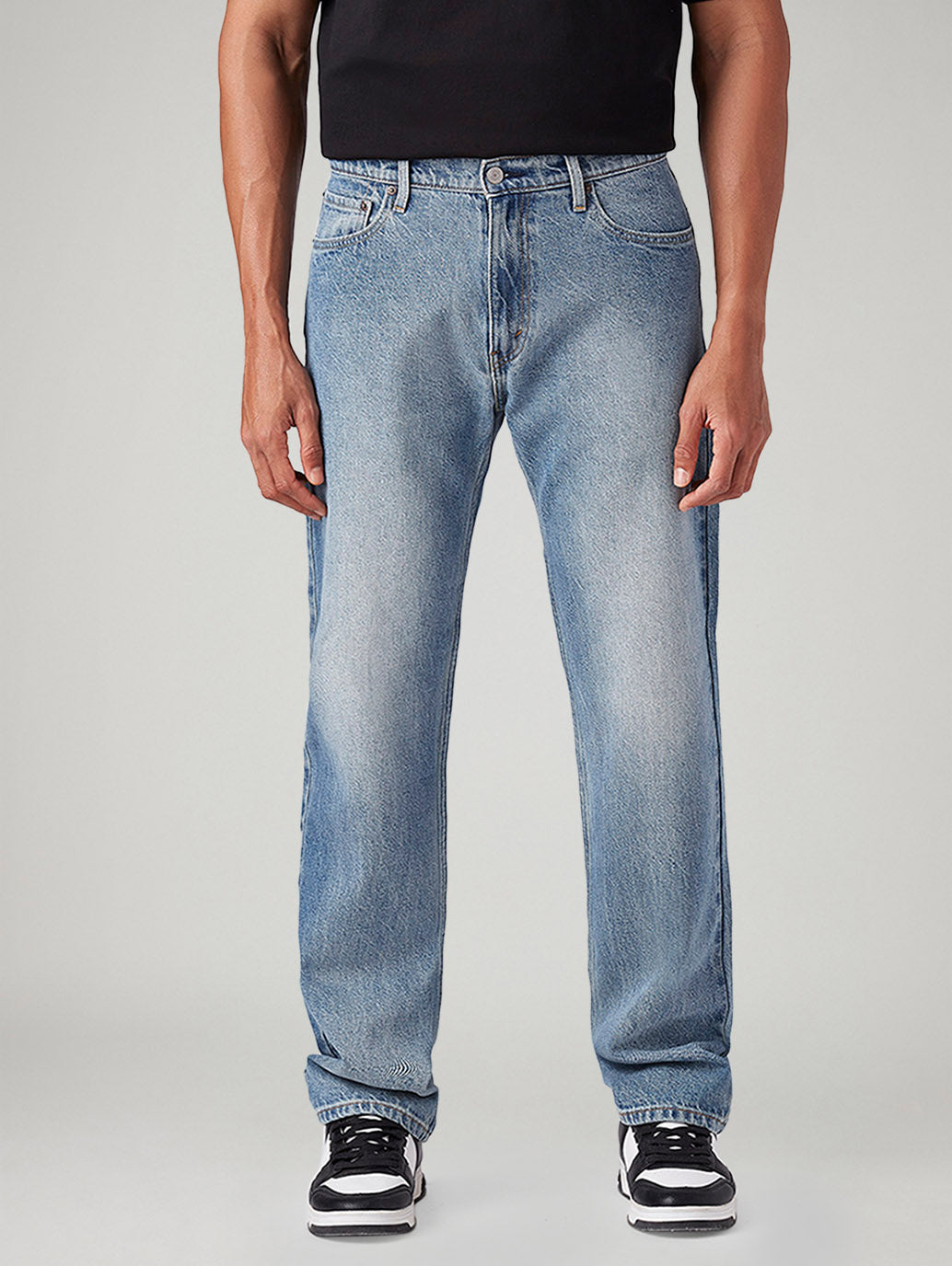 Men's 555 Light-Blue Relaxed Straight Fit Mid Rise Jeans