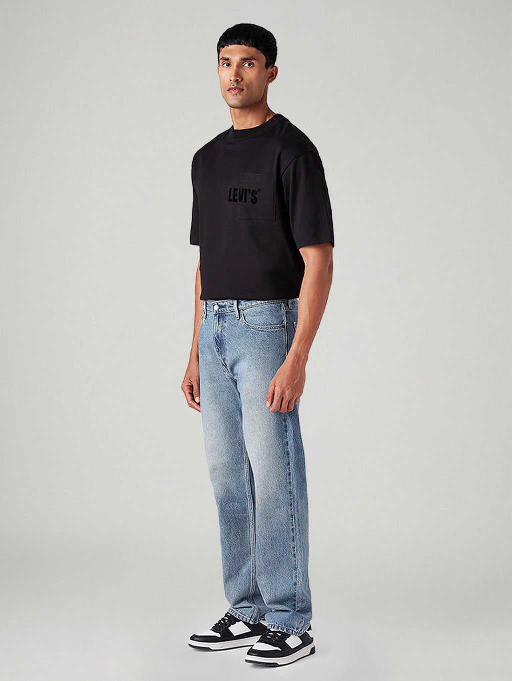 Men's 555 Light-Blue Relaxed Straight Fit Mid Rise Jeans