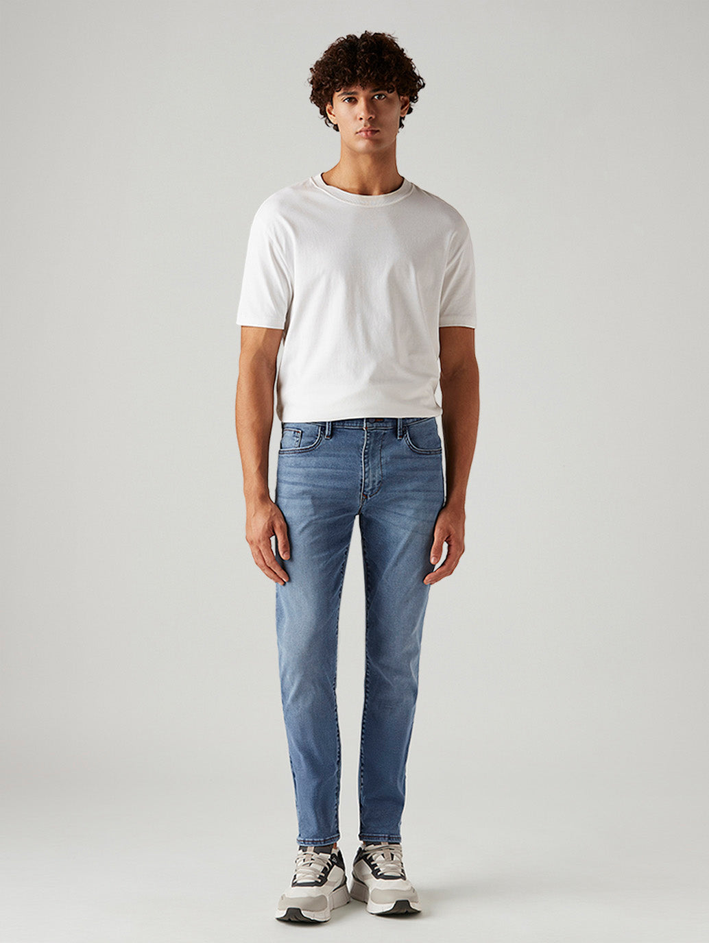 Men's 512 Light Blue Slim Tapered Fit Innovation Stretch Jeans