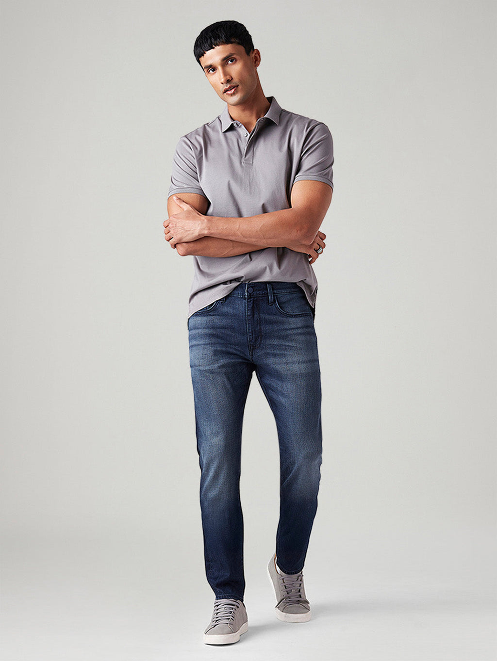 Men's 512 Dark-Blue Slim Tapered Fit Mid Rise Jeans