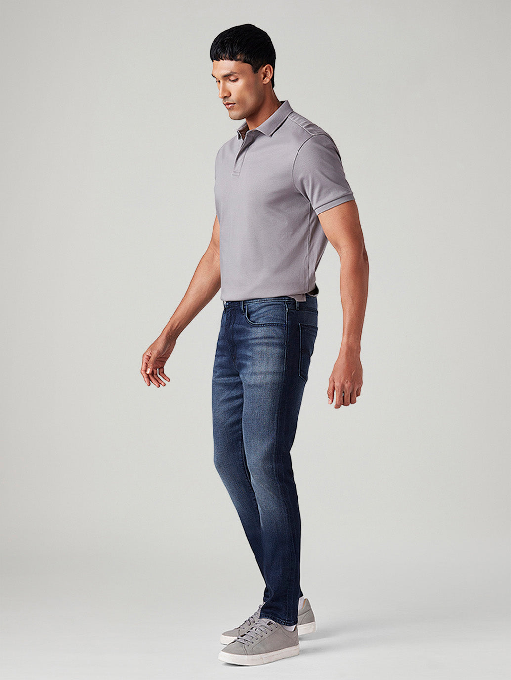 Men's 512 Dark-Blue Slim Tapered Fit Mid Rise Jeans