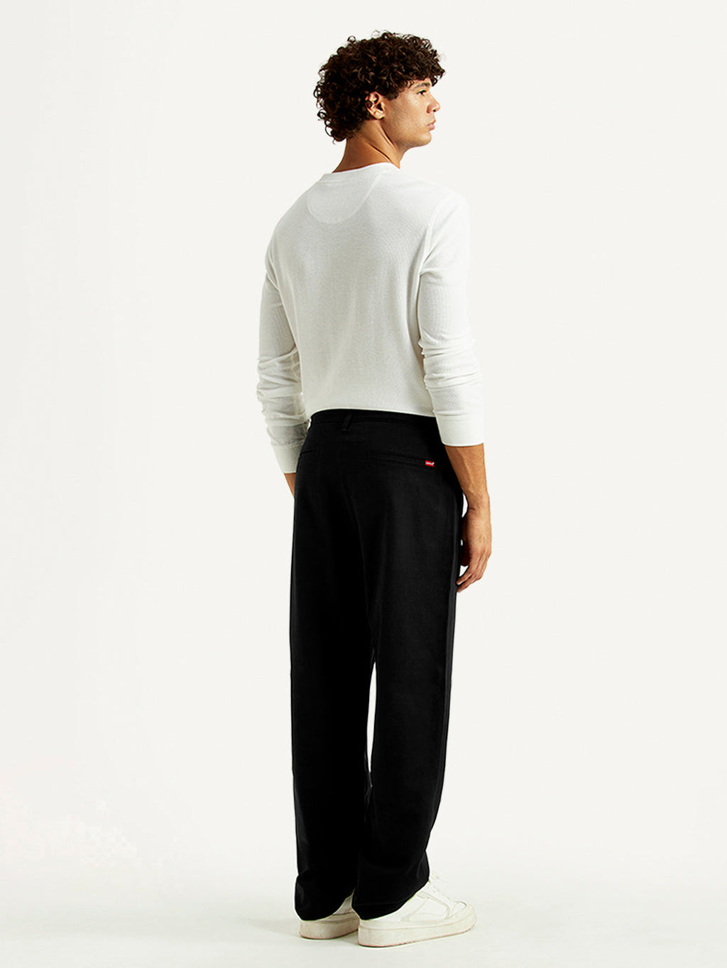 Men's 568 Black Loose Fit Mid Rise Chinos