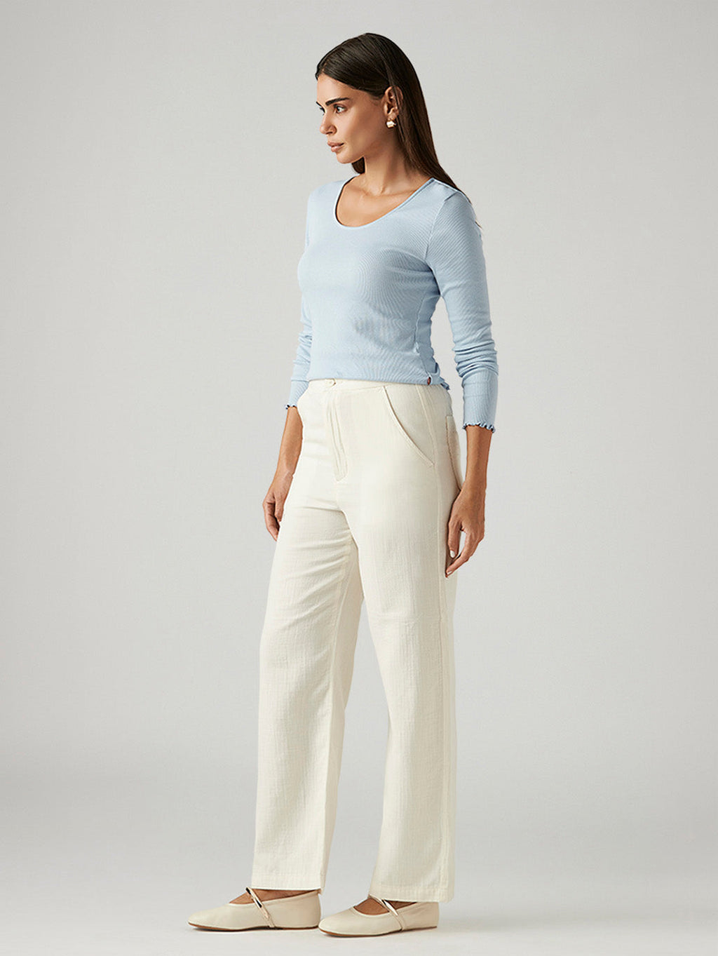 Women's Off White Loose Fit High Rise Trousers