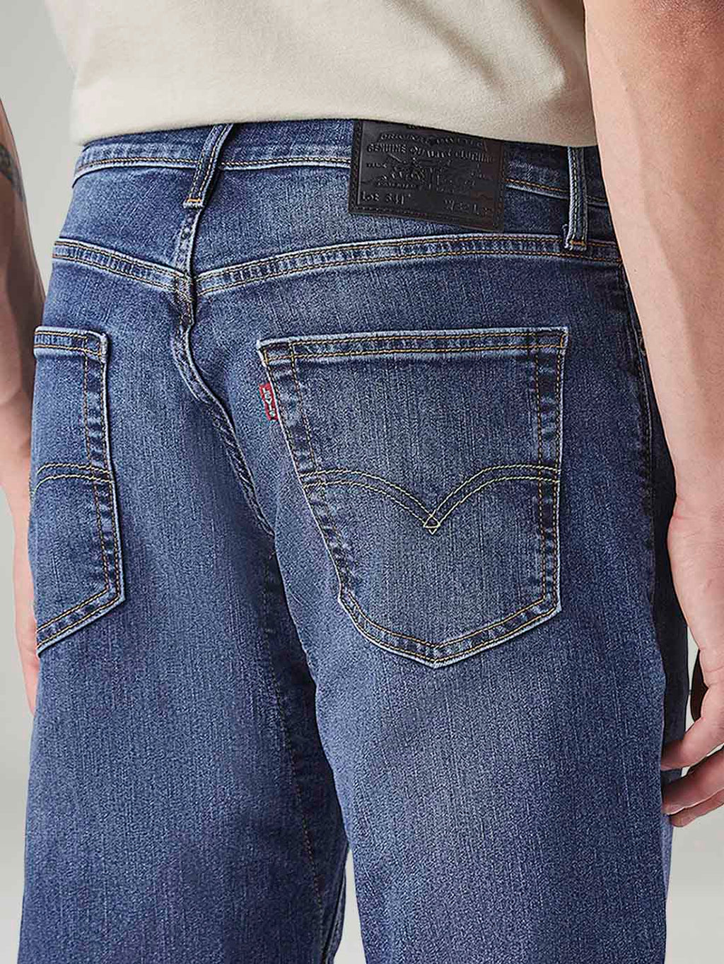 Men's 541 Blue Tapered Fit Mid Rise Commuter Jeans