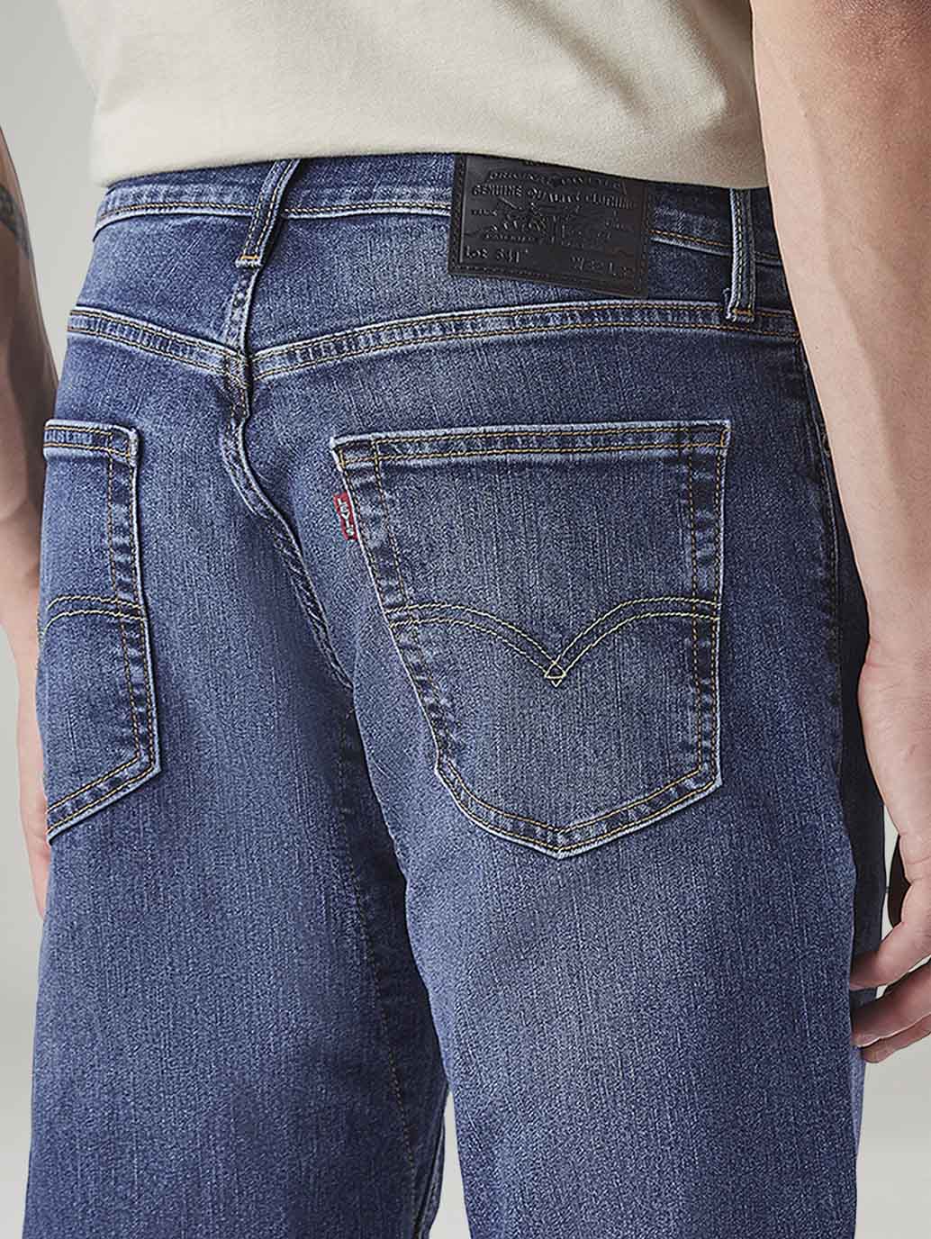 Men's 541 Blue Tapered Fit Mid Rise Commuter Jeans