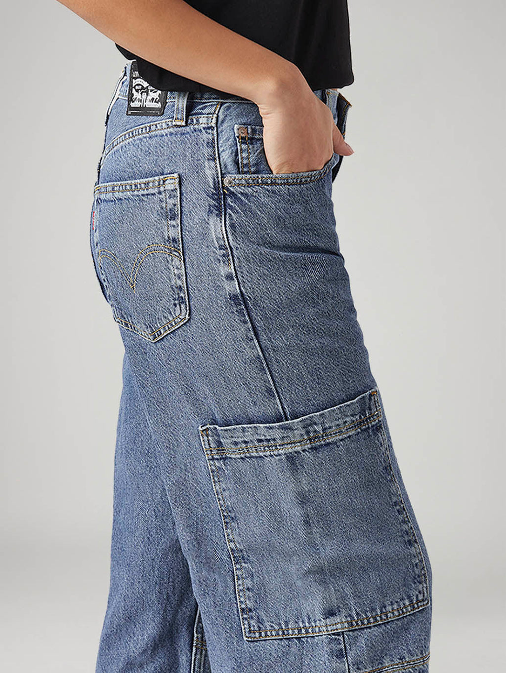 Women's Blue Loose Fit High Rise Jeans