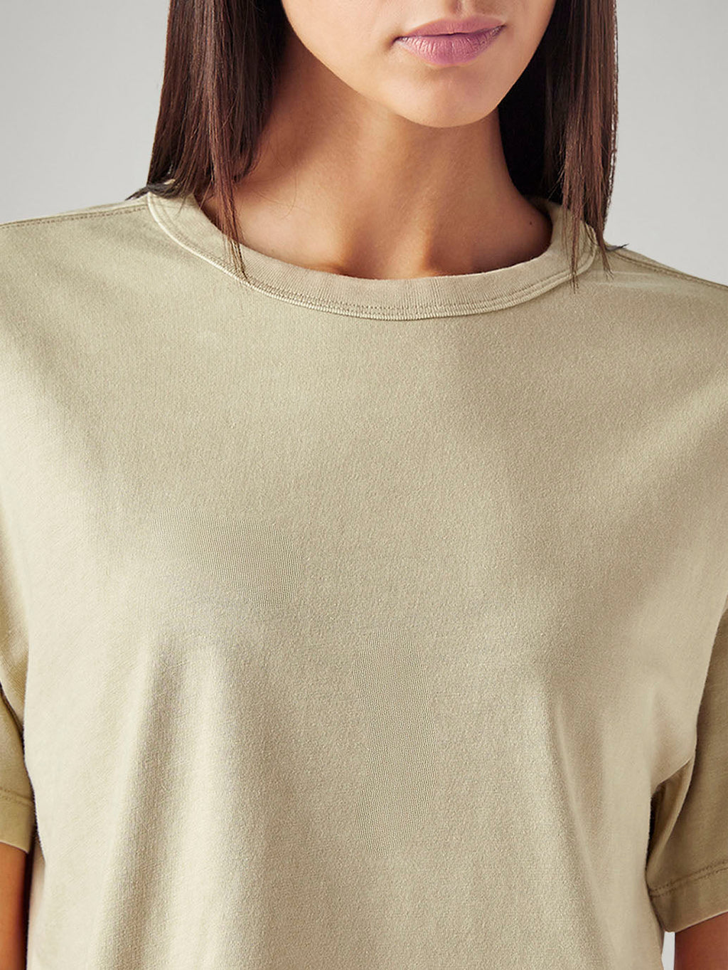 Women's Solid Relaxed Fit T-Shirt