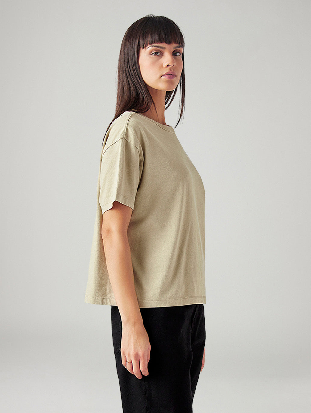 Women's Solid Relaxed Fit T-Shirt