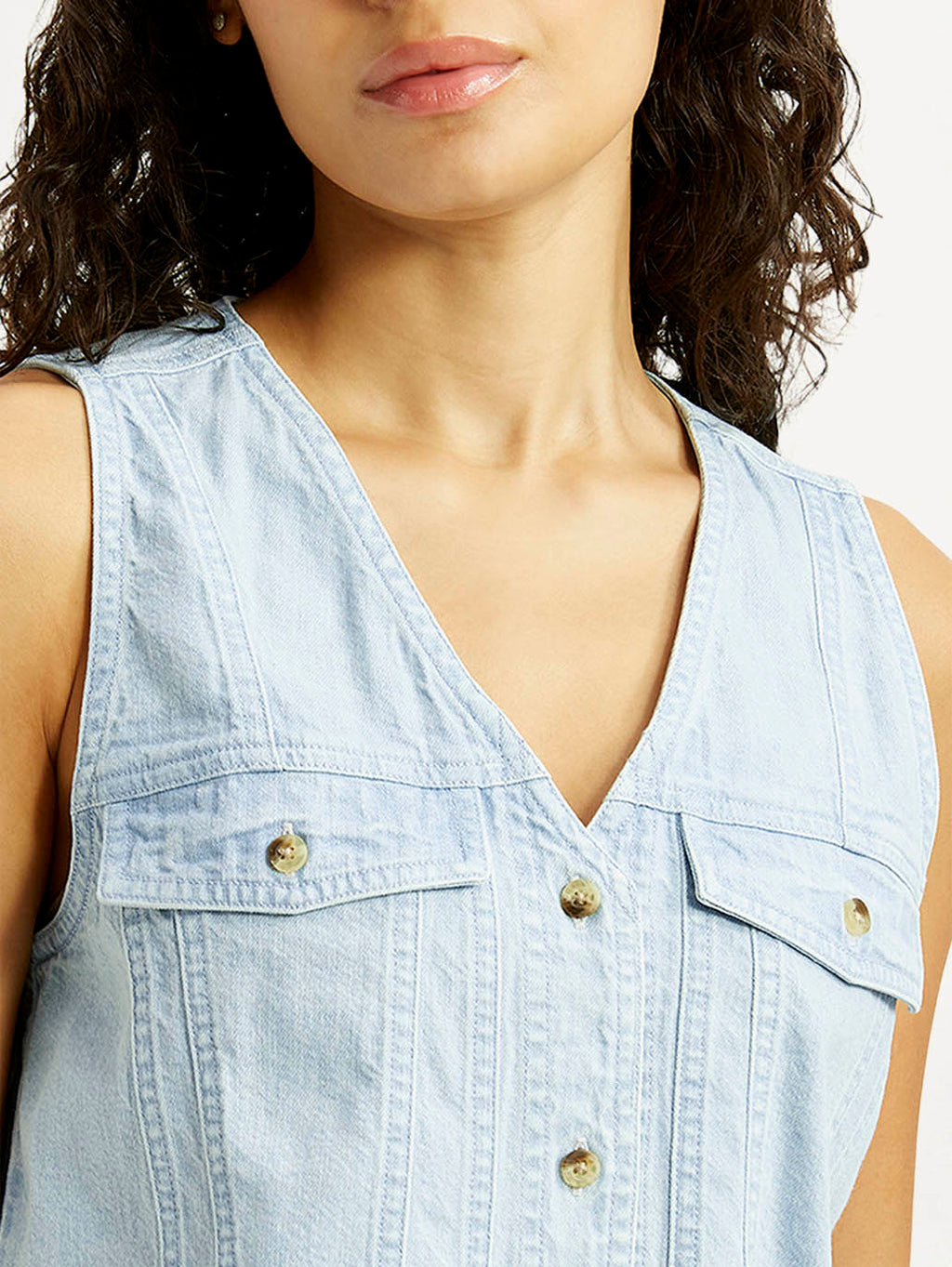 Women's Solid Light Indigo V-Neck Denim Top