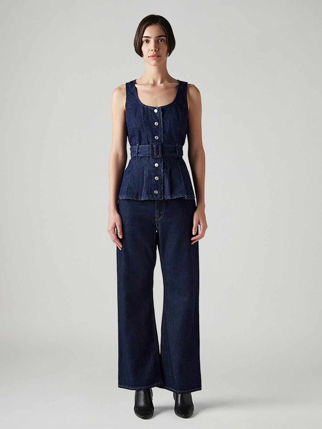 Women's Dark Blue Loose Bootcut Fit Mid Rise Jeans