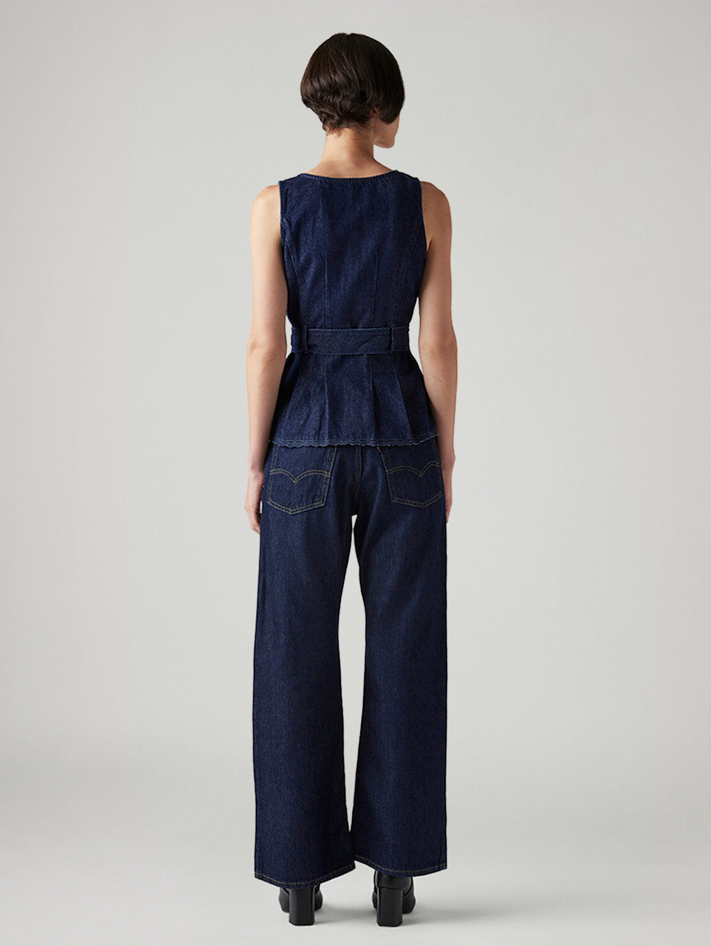 Women's Dark Blue Loose Bootcut Fit Mid Rise Jeans