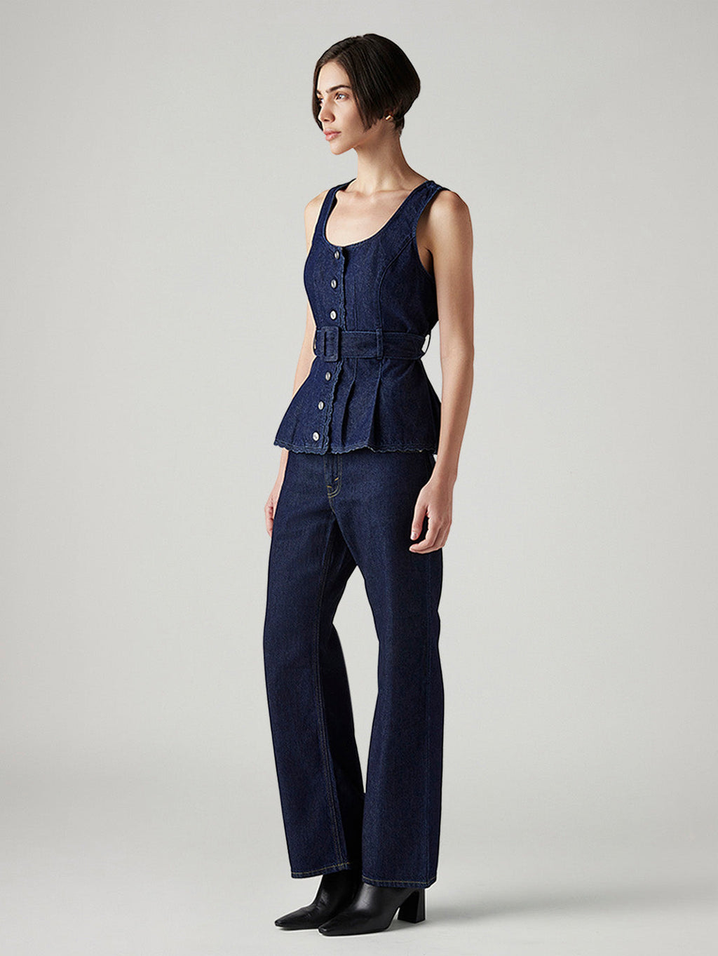 Women's Dark Blue Loose Bootcut Fit Mid Rise Jeans