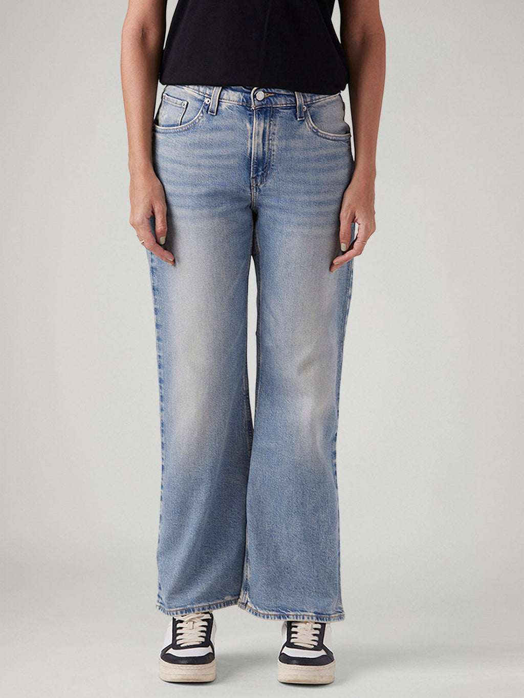 Women's Light Blue Loose Bootcut Fit Mid Rise Jeans