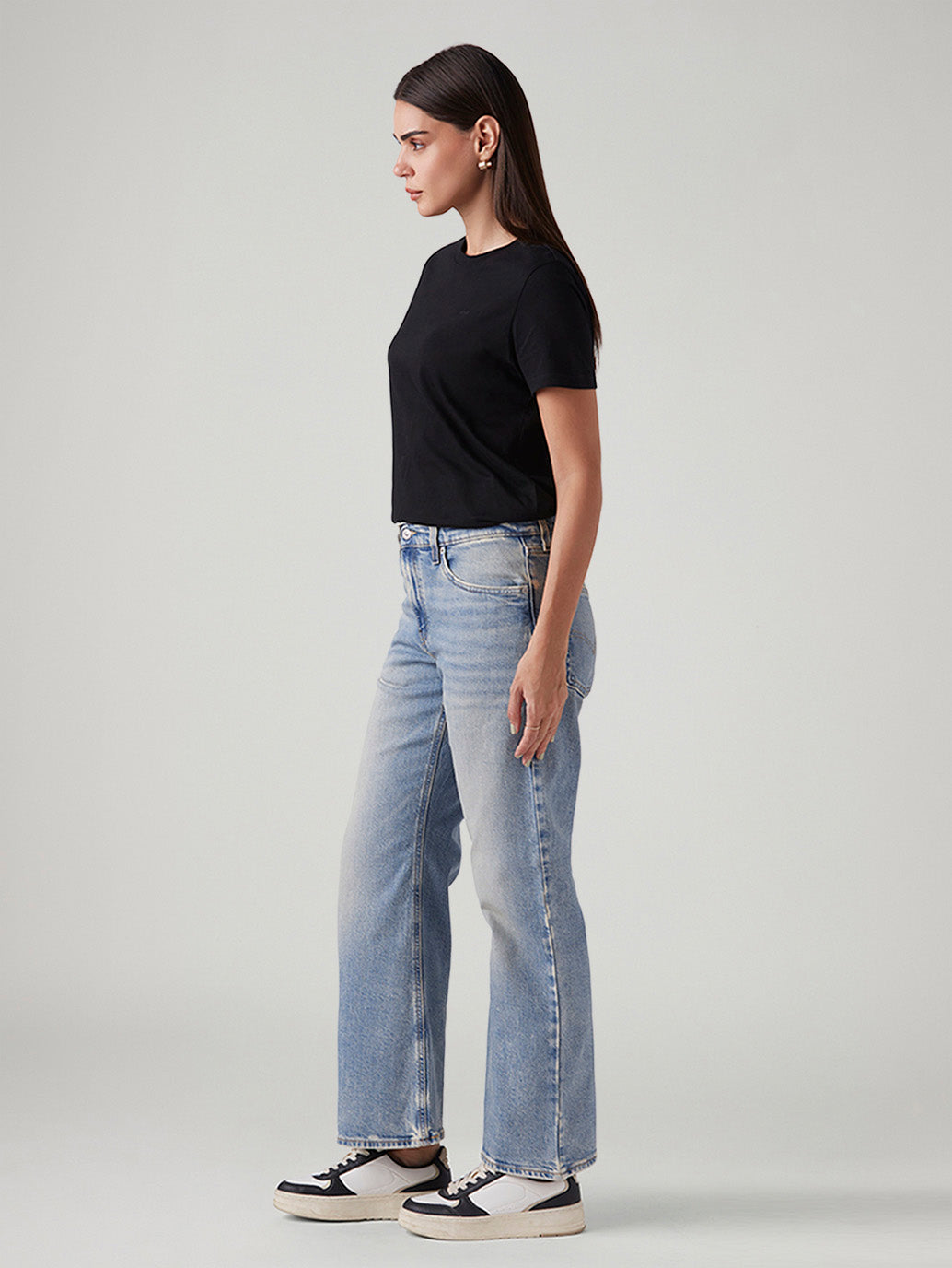 Women's Light Blue Loose Bootcut Fit Mid Rise Jeans