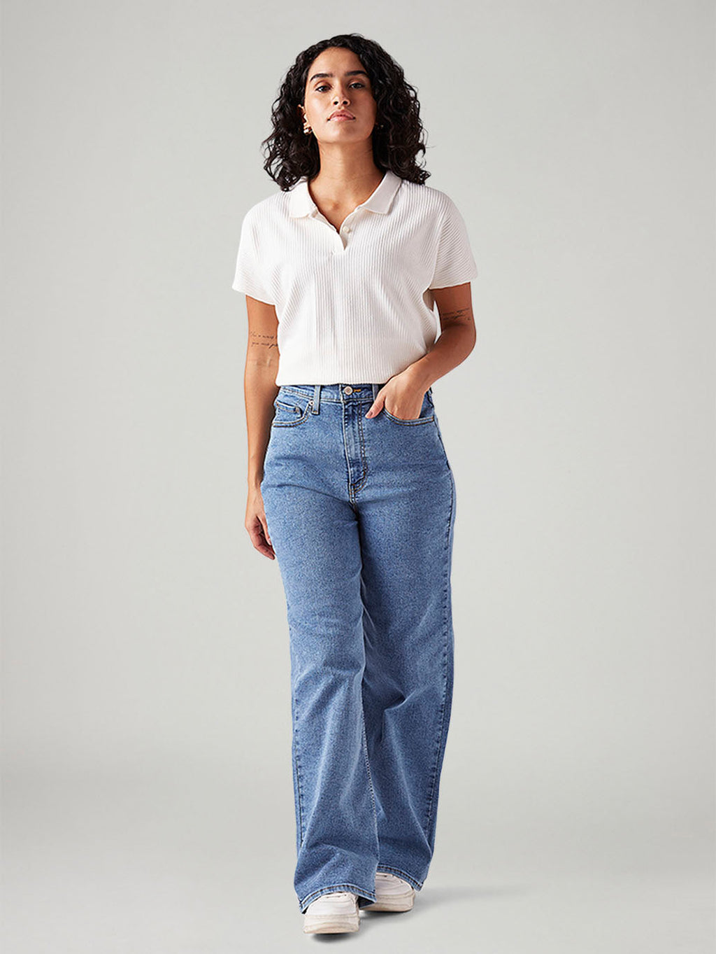 Women's Blue Loose Fit High Rise Jeans