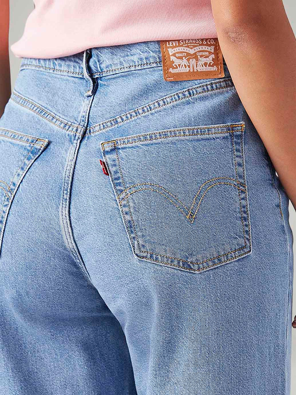 Women's Light Blue Loose Fit High Rise Jeans
