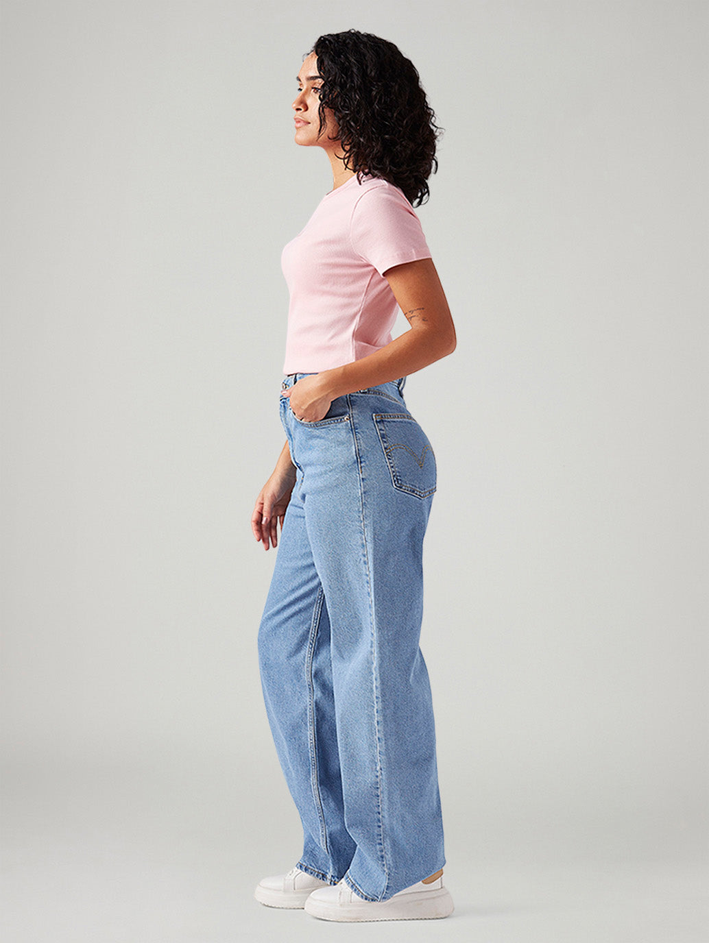 Women's Light Blue Loose Fit High Rise Jeans
