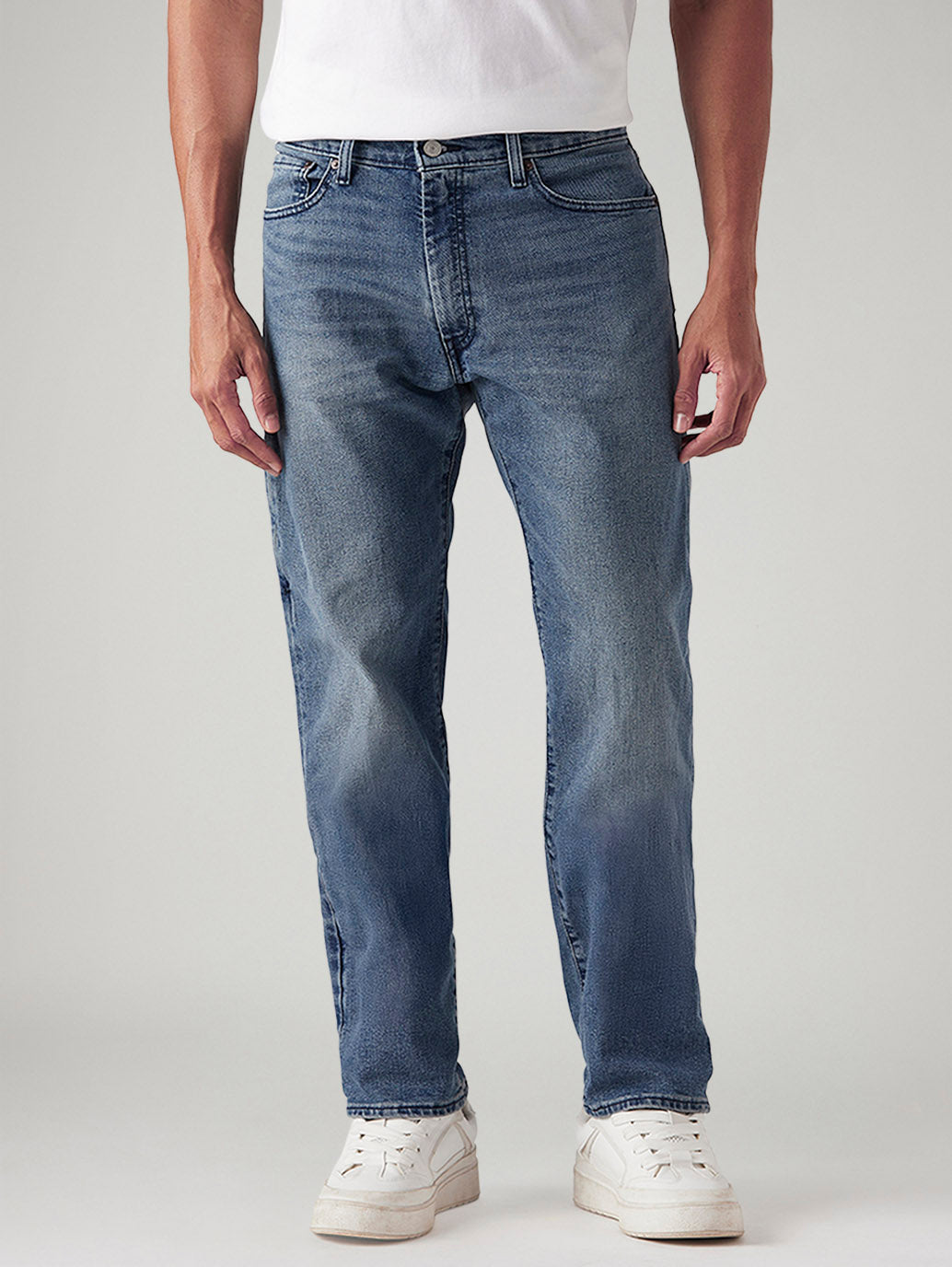 Men's 555 Blue Relaxed Straight Fit Mid Rise Commuter Jeans