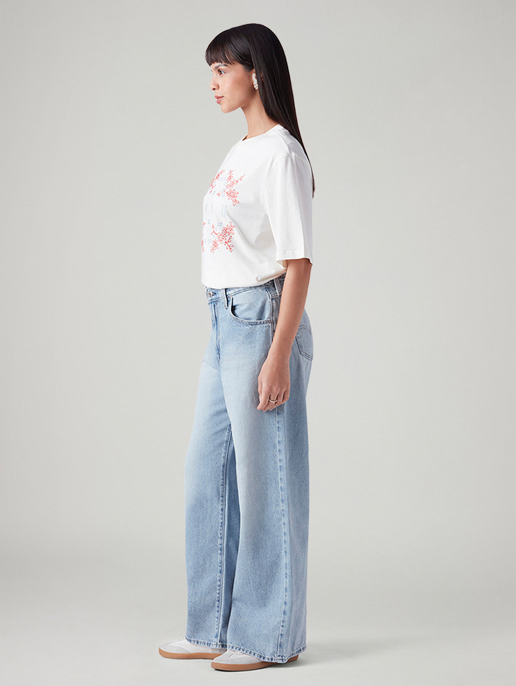 Women's Light Blue Wide Leg Fit High Rise Cinch Jeans