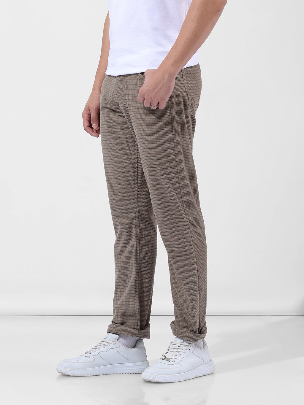 Men's Vetiver Straight Fit Textured Casual Trouser