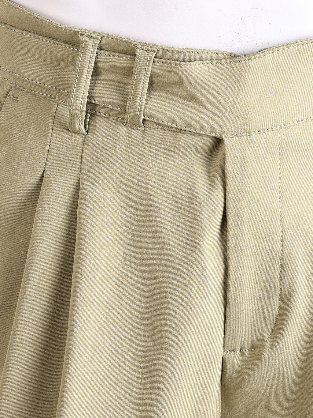 Men's Green Relaxed Fit Solid Casual Trousers