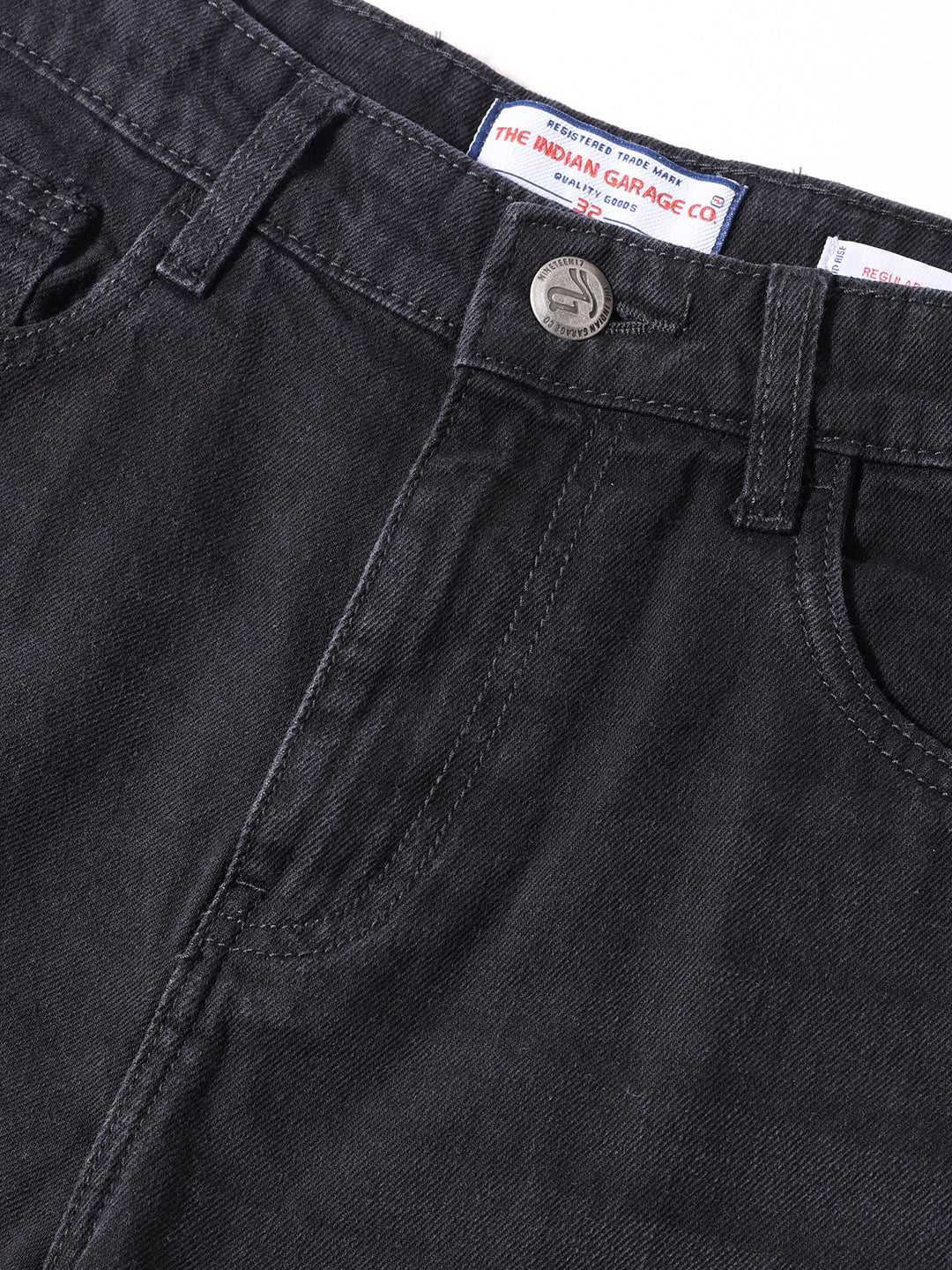 Men's Black Regular Fit Solid Casual Shorts