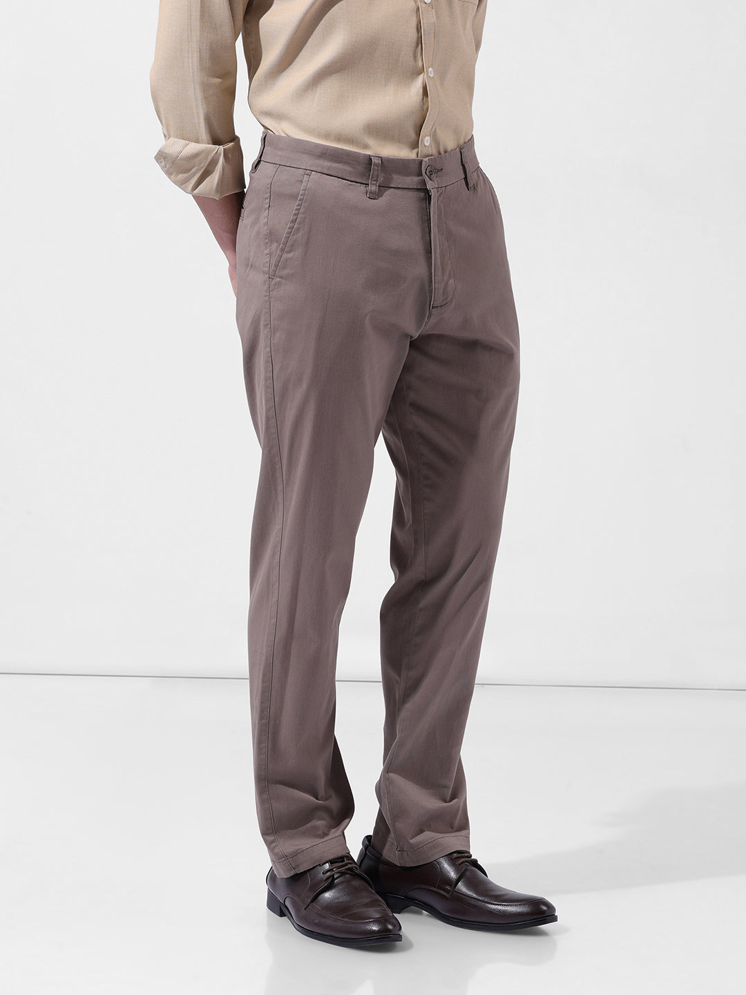 Men's Taupe Regular Fit Solid Casual Chinos