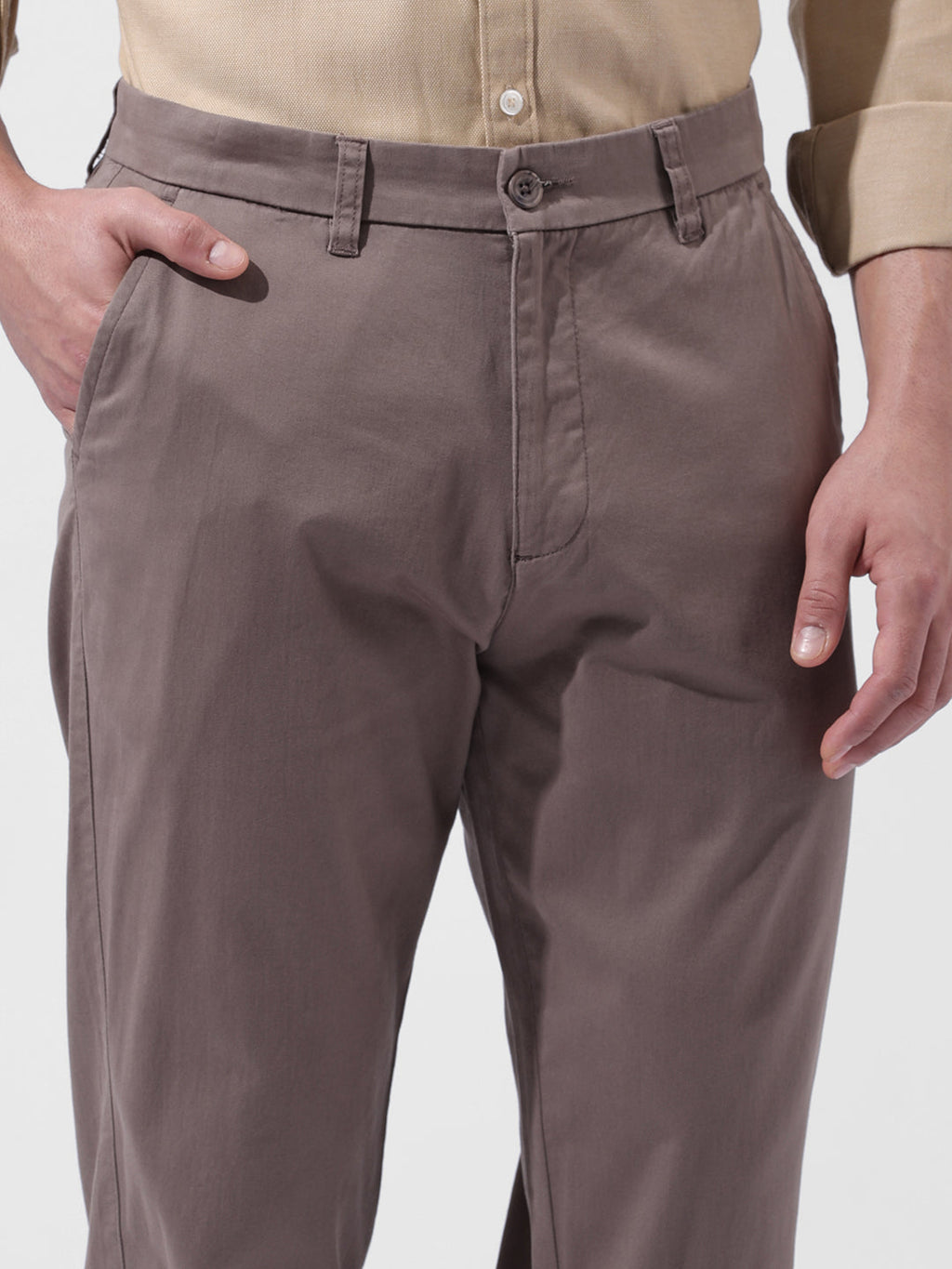 Men's Taupe Regular Fit Solid Casual Chinos