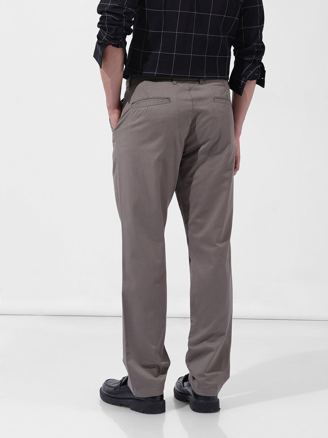 Men's Stone Regular Fit Solid Casual Chinos