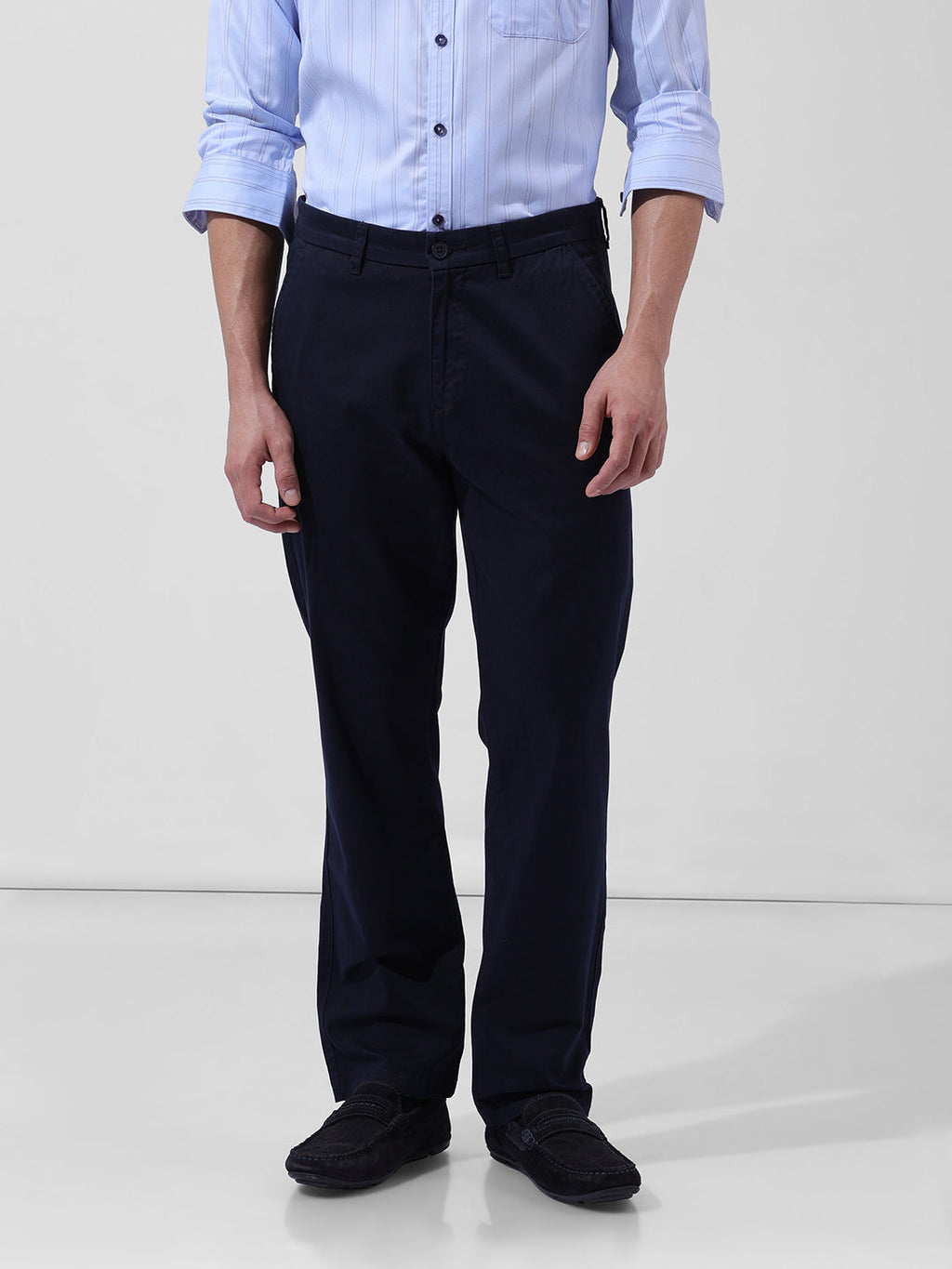 Men's Navy Blue Regular Fit Solid Casual Chinos