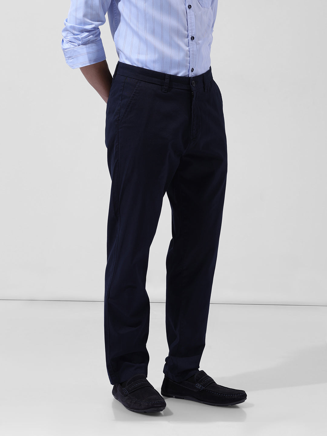 Men's Navy Blue Regular Fit Solid Casual Chinos
