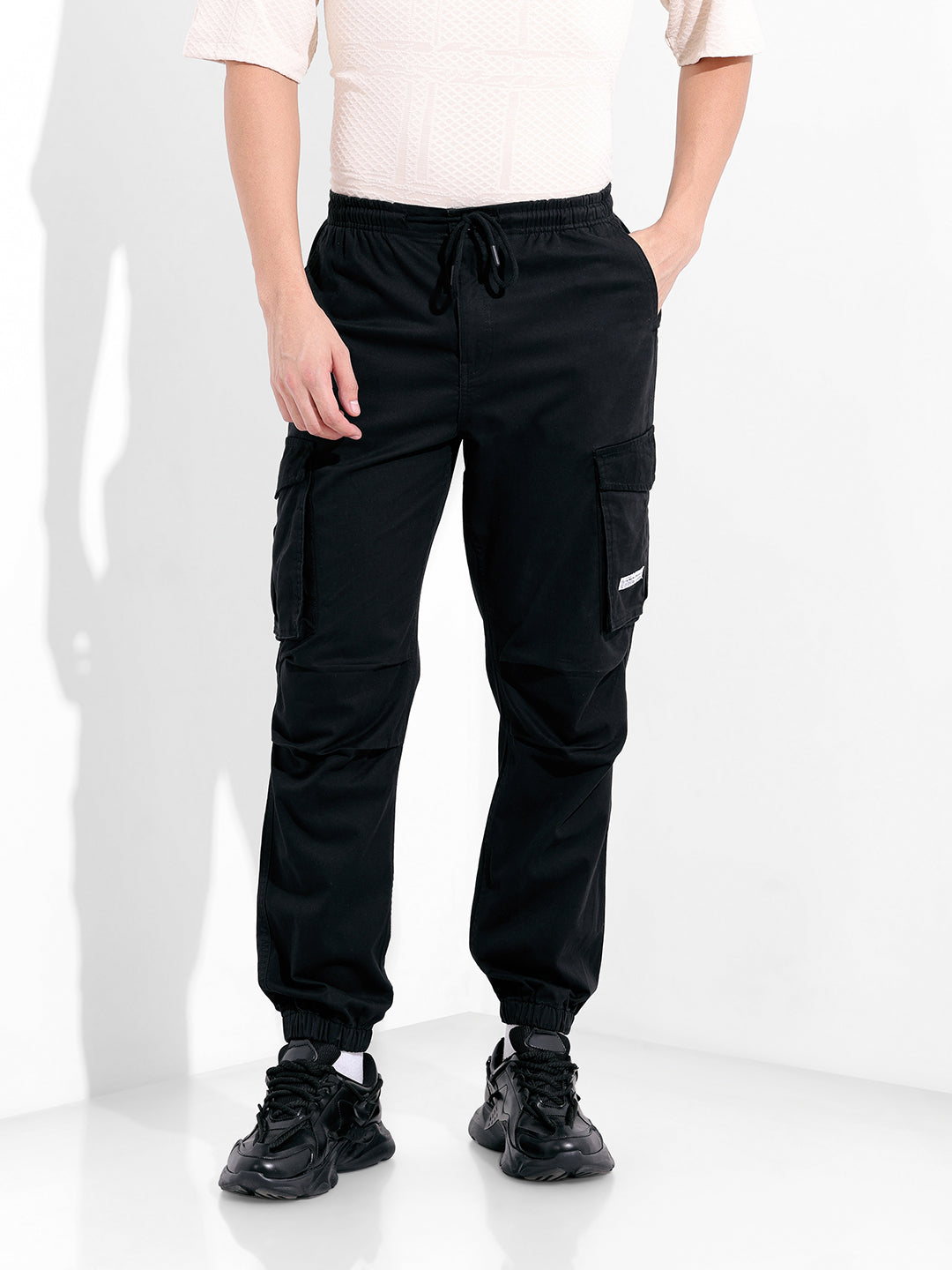 Men's Black Relaxed Fit Solid Utility Cargo
