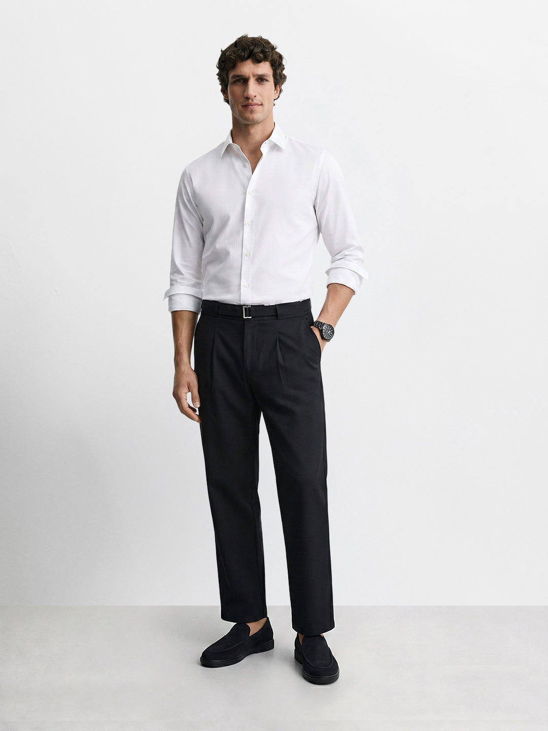 Men's Black Regular Fit Solid Casual Trousers