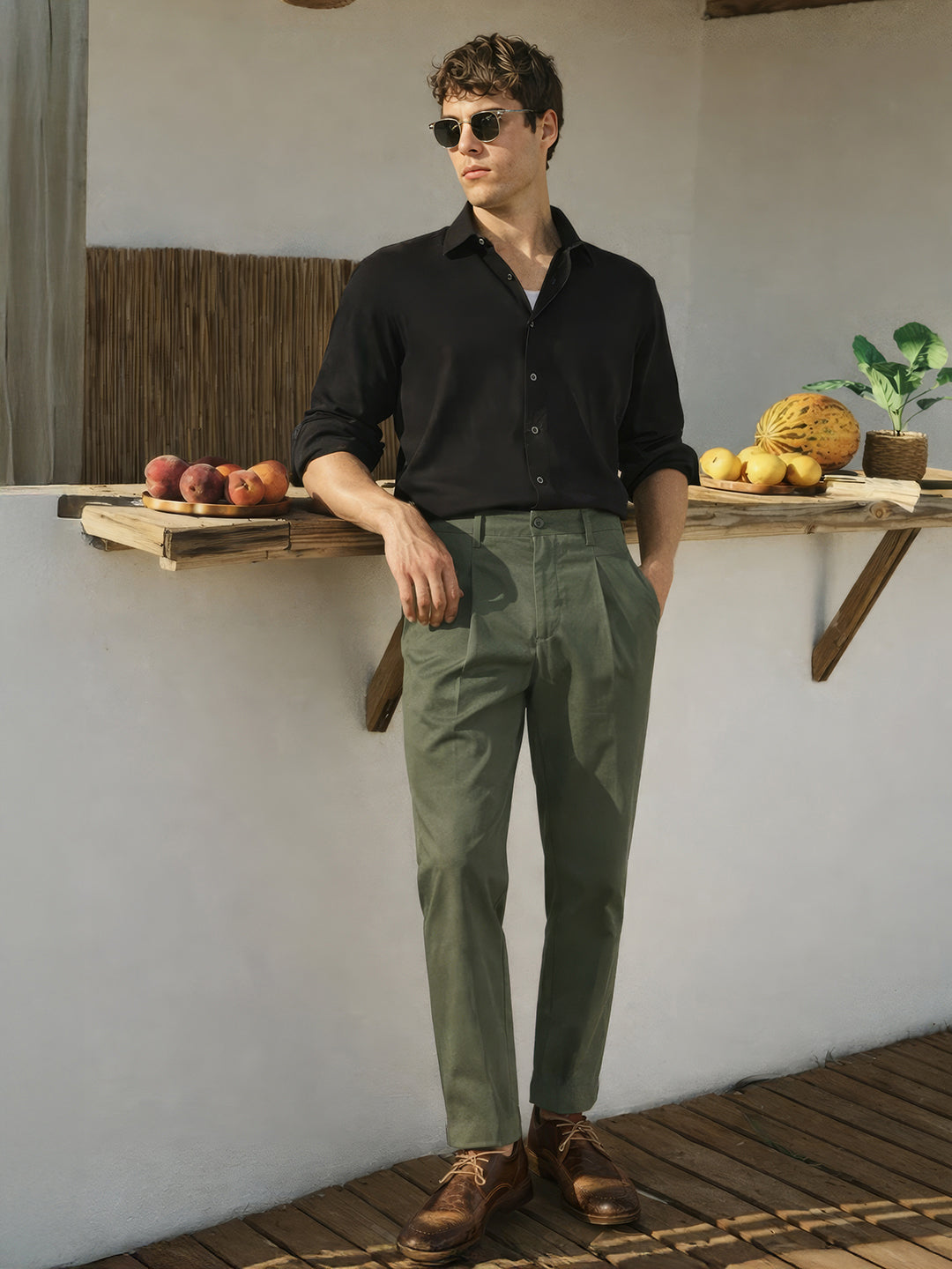 Men's Green Relaxed Fit Solid Casual Trousers
