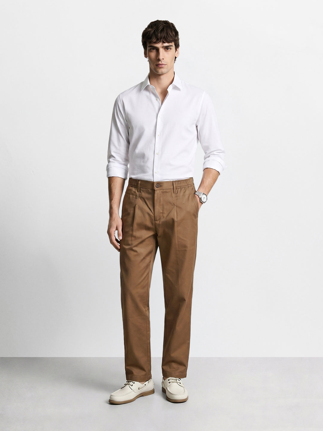 Men's Brown Relaxed Fit Solid Casual Trousers