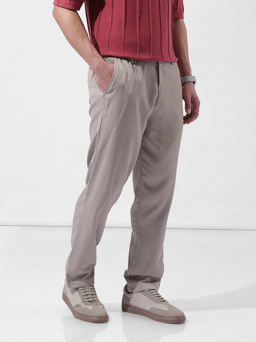 Men's Grey Regular Fit Solid Casual Trouser