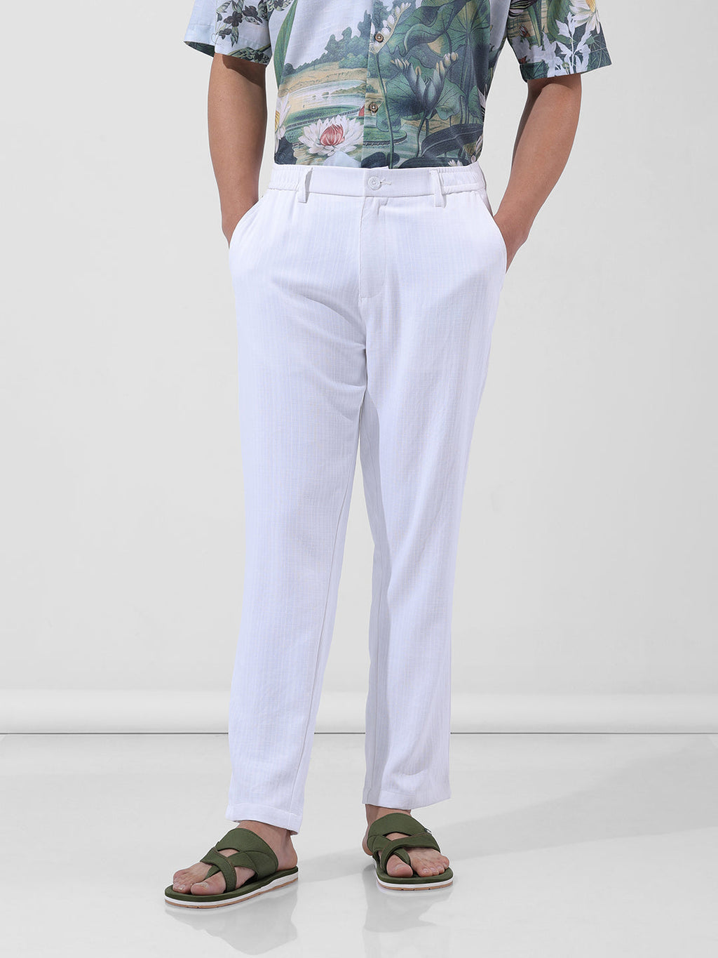 Men's White Regular Fit Solid Casual Trouser
