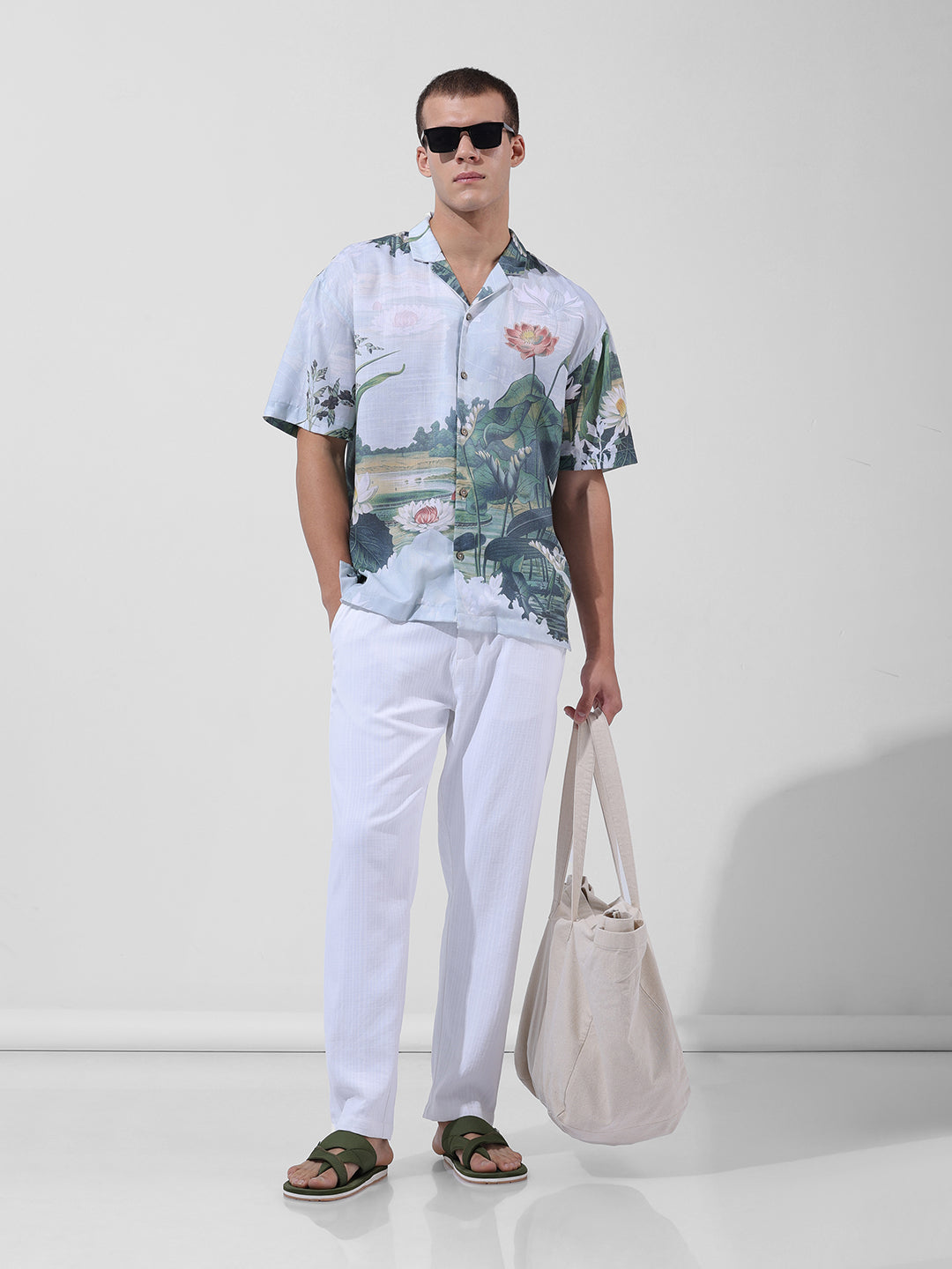 Men's White Regular Fit Solid Casual Trouser