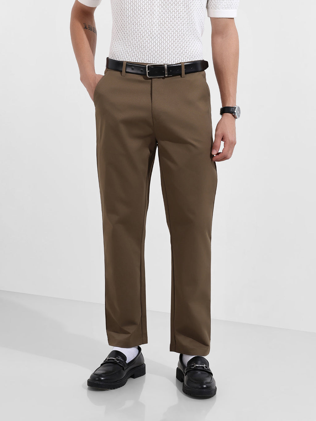 Men's Dark Khaki Regular Fit Solid Casual Trouser