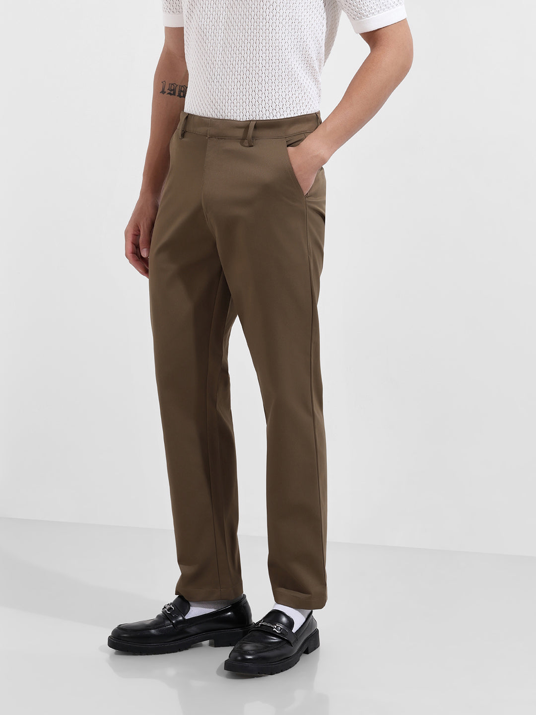 Men's Dark Khaki Regular Fit Solid Casual Trouser