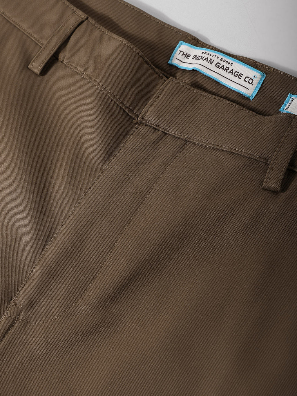 Men's Dark Khaki Regular Fit Solid Casual Trouser