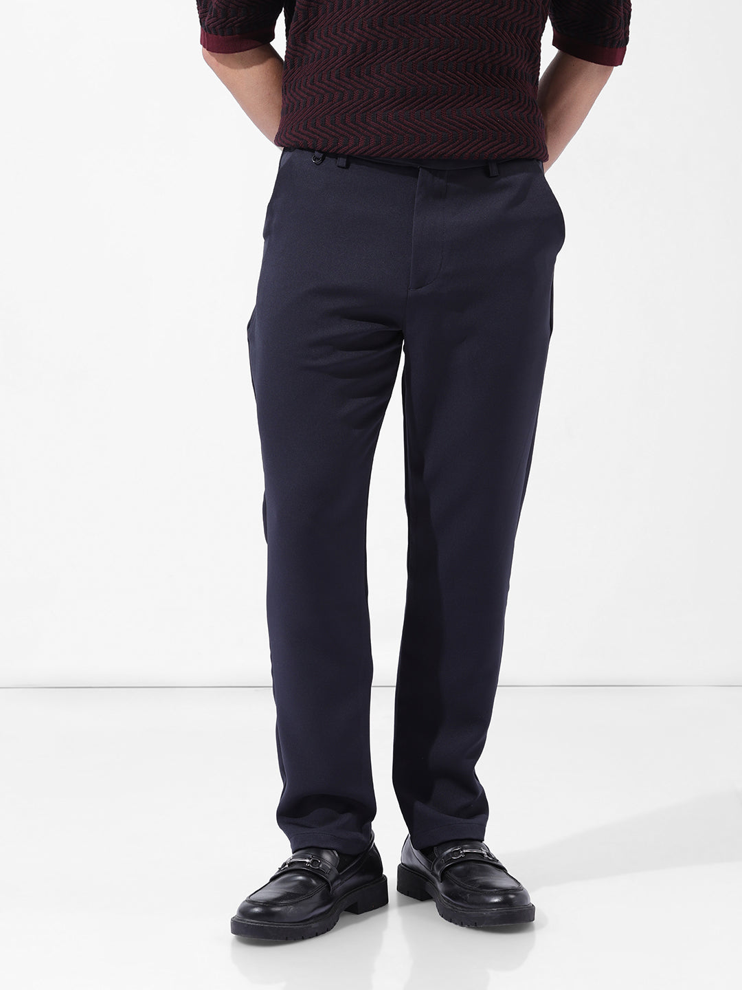 Men's Navy Blue Slim Fit Solid Casual Trouser