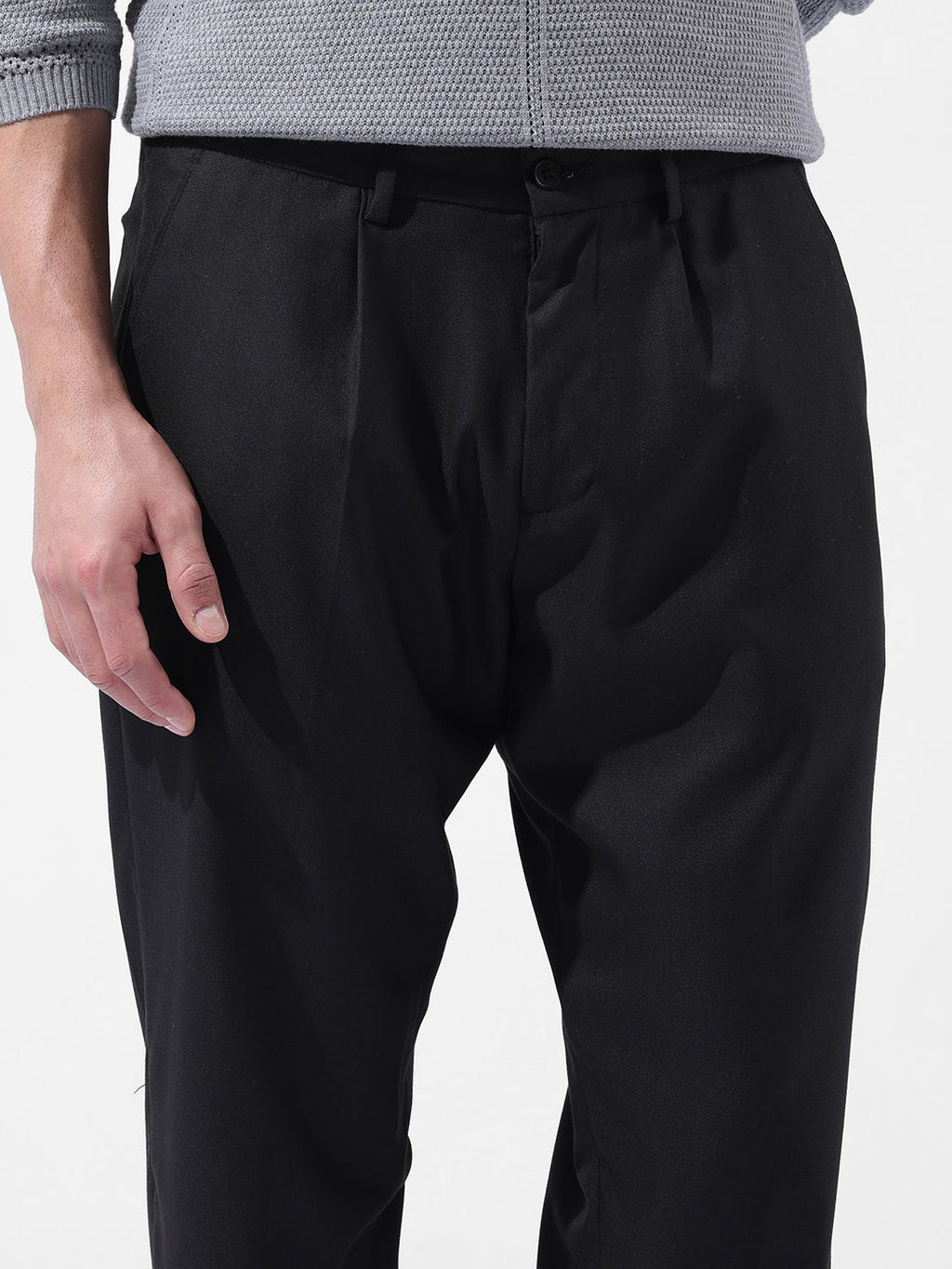 Men's Black Slim Fit Solid Casual Trouser