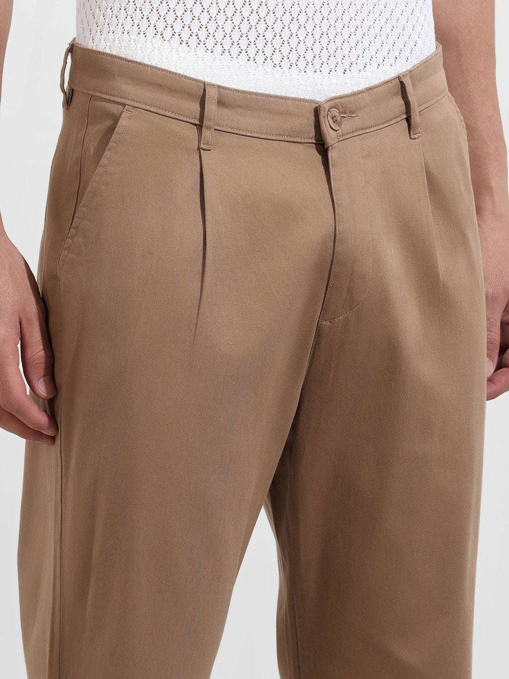 Men's Khaki Relaxed Fit Solid Casual Chinos