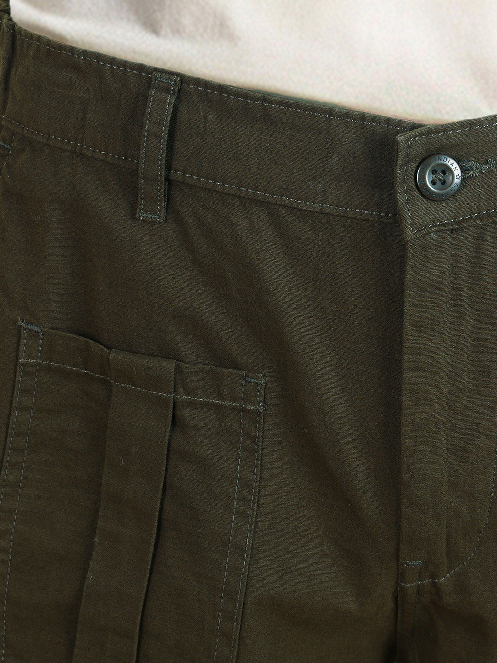 Men's Olive Relaxed Fit Solid Casual Trousers