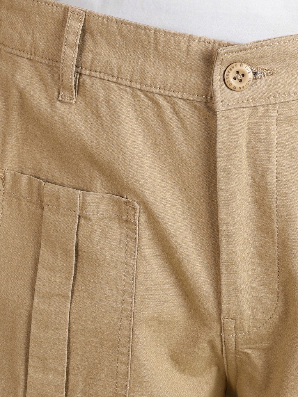 Men's Khaki Relaxed Fit Solid Casual Trousers